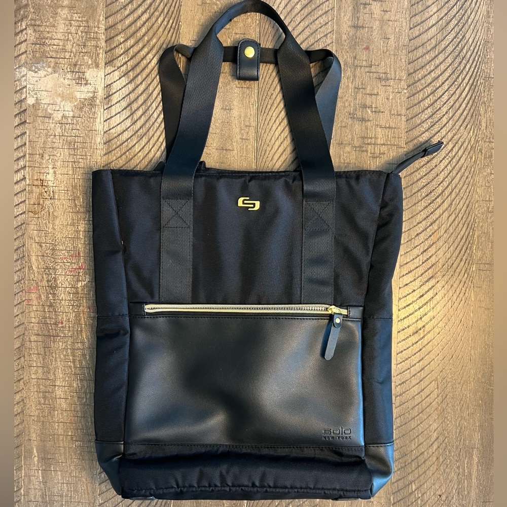 Travel bag backpack with storage Black removable straps